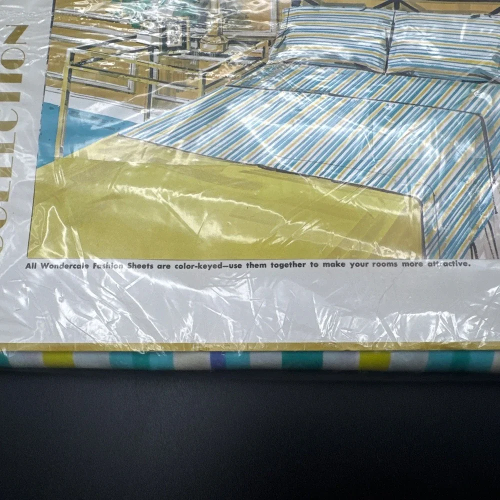 Vintage Springmaid Combed Percale Sheet Retro Stripes FULL FLAT Aqua Blue Fabric